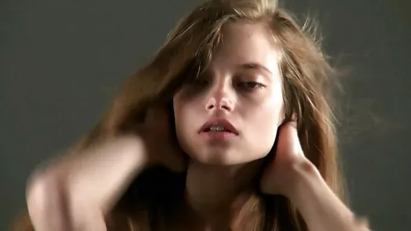 Petite teen devine un penis filme porno cu batrane gratis mare