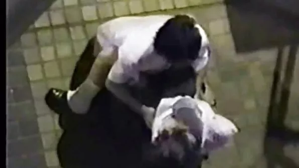 Tanar Si Matura filme porno cu profesoare batrane Sani Uriasi plimbare cocoș