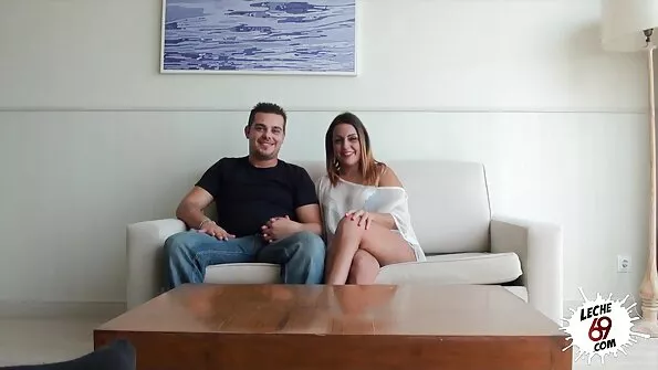 Dresuri brunete rip deschide șosete de nailon suge degetele de la picioare creme de picioare și filme porno babe batrane tachinează freacă ude pizde