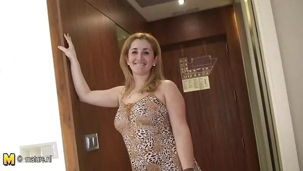 Randolph și Ernest femeie îmbrăcată ca gay în video pizde paroase batrane