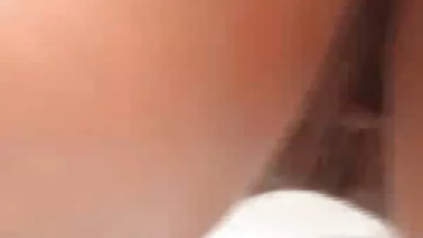 Peta Jensen fututa pizde bătrâne hard apoi devine fierbinte sarcina pe fundul ei