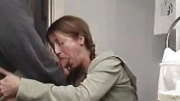 Sora Mea, filme porno cu profesoare batrane Târfă.