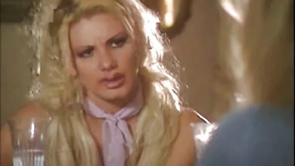 BBC bombardat de nimfomană Petite filme porno cu mature batrane cadență Lux