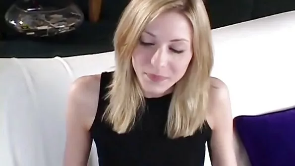 Tanar Si Matura Lisa Ann suge filme porno cu femei grase bătrâne pula