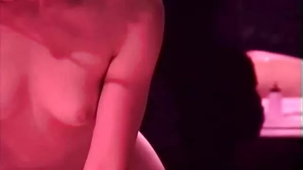 Tanar filme porno babe batrane Si Matura pe drumul cel Bun la gară
