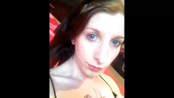 Sexy curvă colega de porno cu batrane camera se fute cu partenerul ei