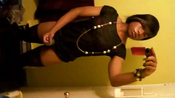 Petite ladyboy este de pompare ei păros shecock până sex cu babe batrane Sperma Aruncata Pe fata