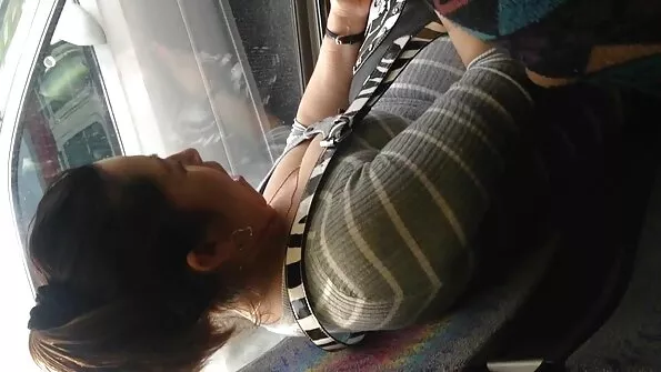 pareja sexo al filme porno cu femei grase bătrâne aire libre-1-2