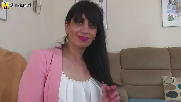 Femeile mai în vârstă bărbați mai tineri, porno cu negrese batrane scena 01