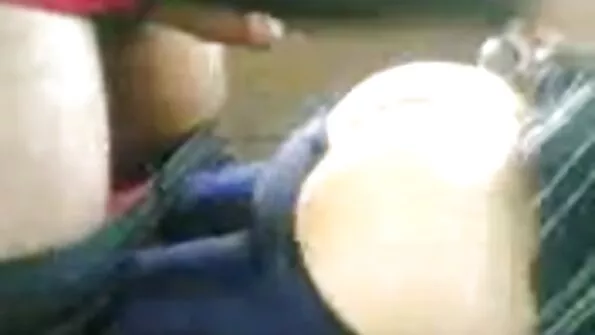Adică Curvă bătrână fumează și înghite bilele pizde bătrâne mele