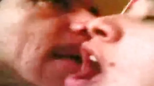 Printesa, filme porno mame batrane scena 01